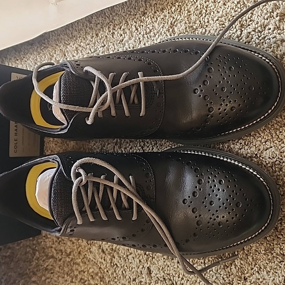 Cole Haan Original Grand Ultra Wingtip Oxfords Size 8 Wide